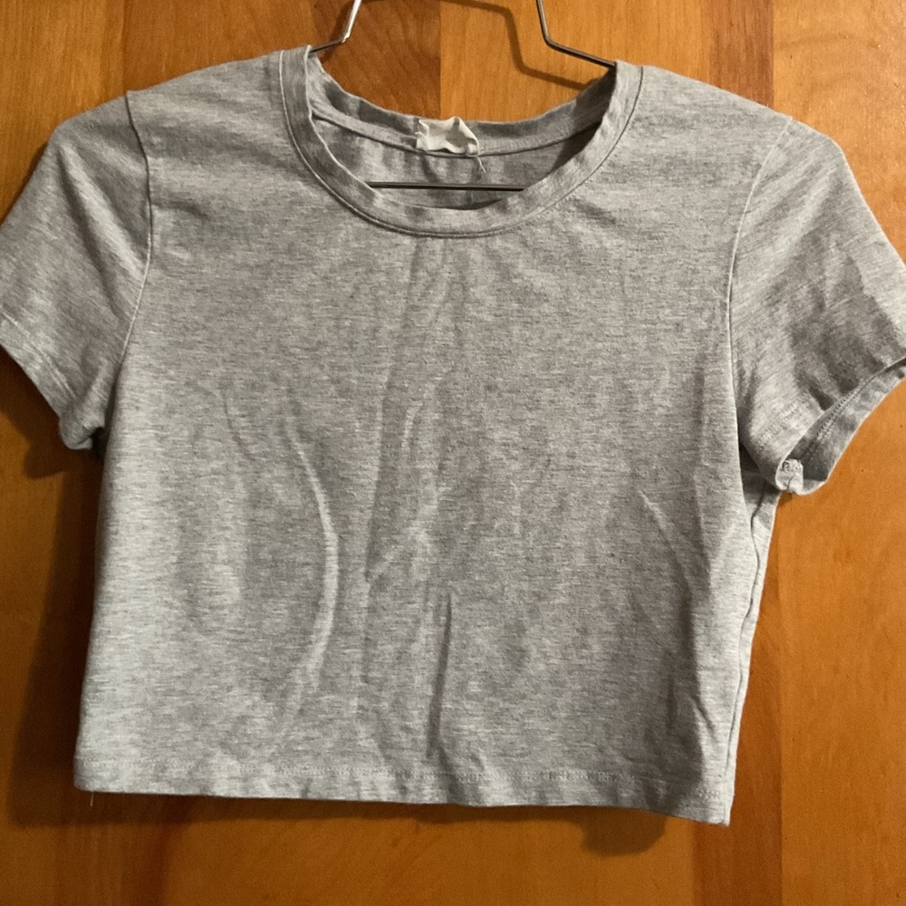 Gray Women's Crewneck Crop Top
